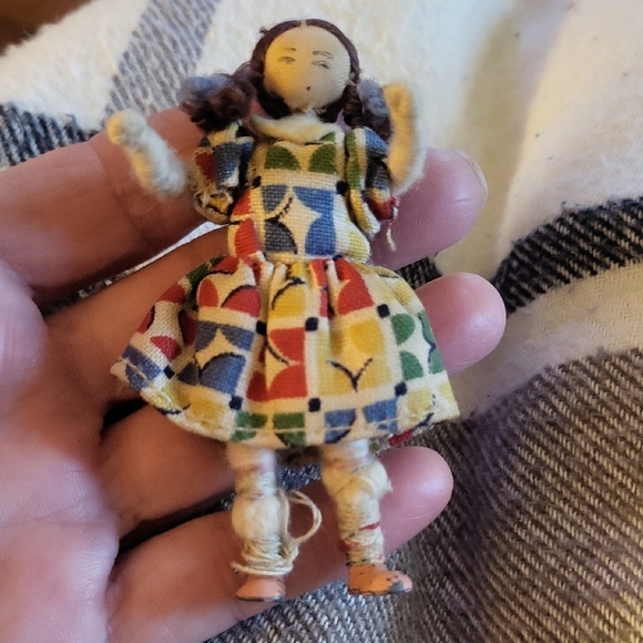 Grecon Colorful Doll Family Set - Picture 4 of 9